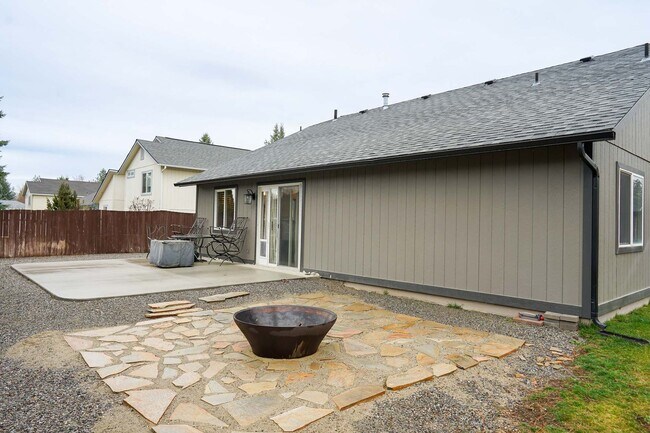 Building Photo - First Time on the Market