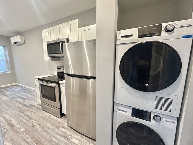 Building Photo - 2323 N 2nd St