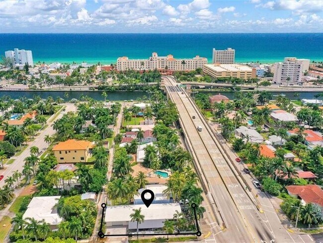 Building Photo - 751 Hollywood Blvd