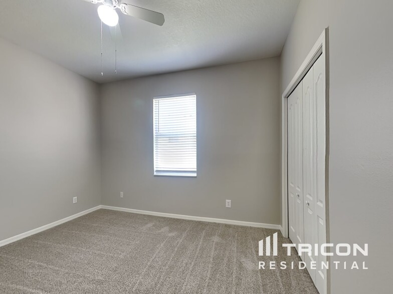Building Photo - 20409 Sultana Ct