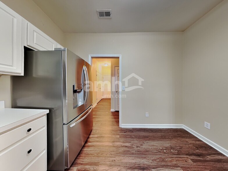 Building Photo - 3346 Cherrybrook Dr