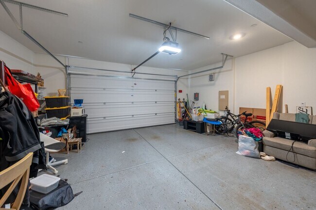 Building Photo - 4623 Flagstaff Dr