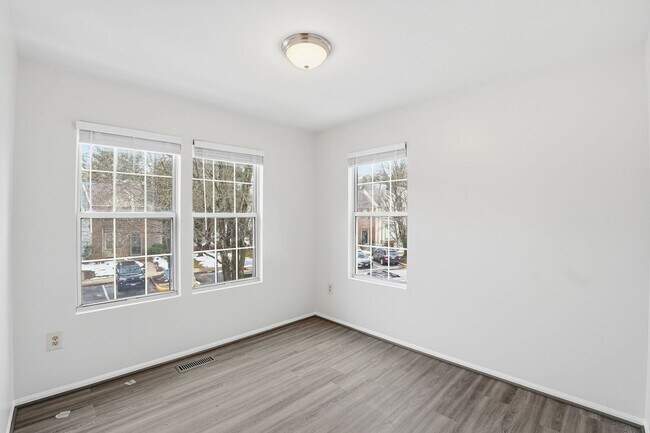 Building Photo - An inviting opportunity to make your next move truly feel like home.