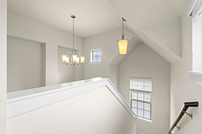 Building Photo - 13001 Hymeadow Dr