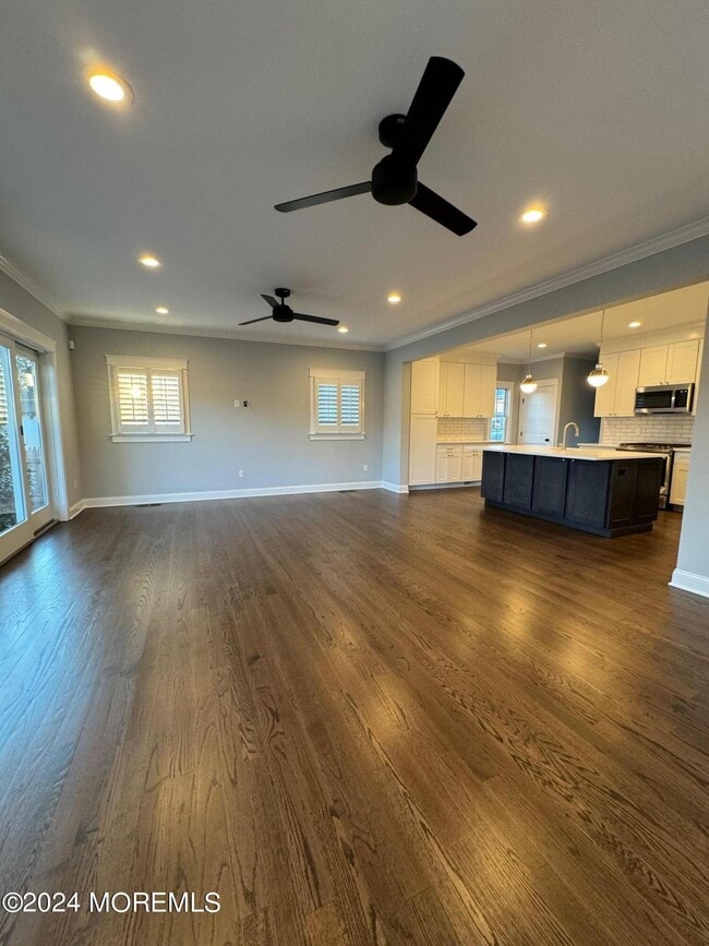 Building Photo - 67 W Sunset Ave