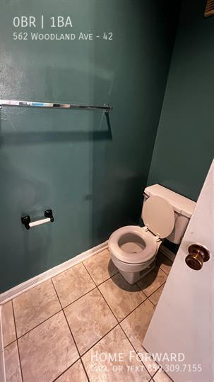 Building Photo - 562 Woodland Ave