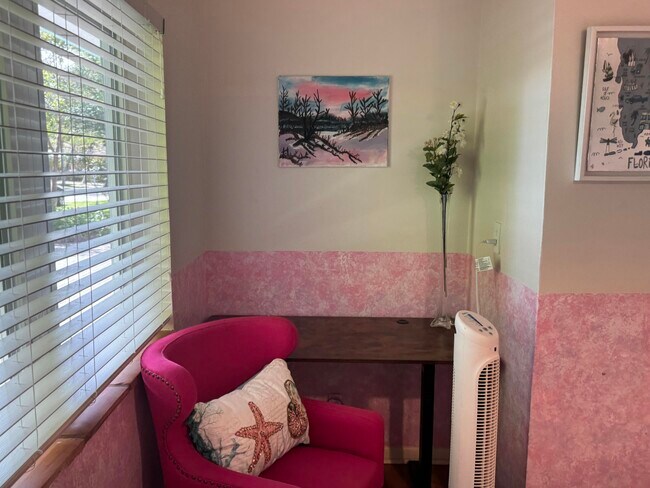 Building Photo - 3209 Norfolk St