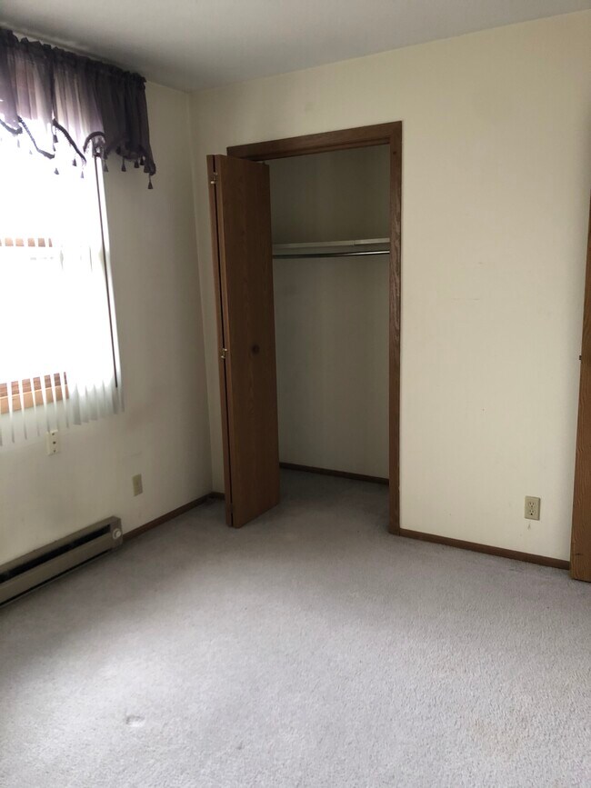 Building Photo - 1220 Kirstin Ct