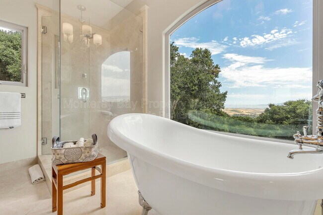 Building Photo - 287 Laureles Grade