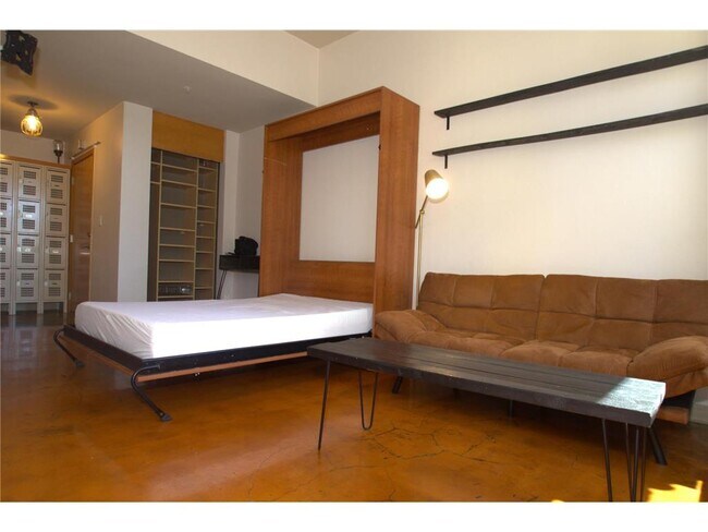 Building Photo - 488 Wabasha St N