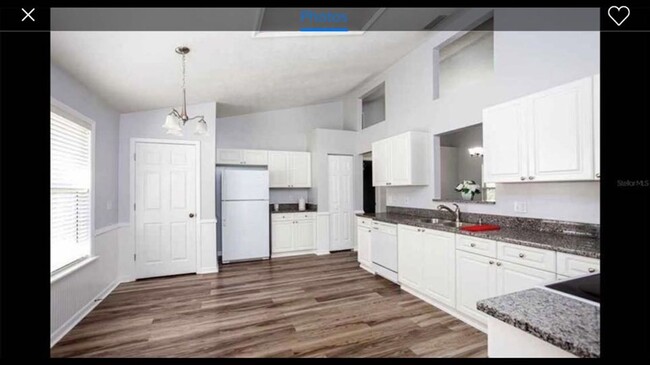 Building Photo - Bright and spacious home in Eagle Point!