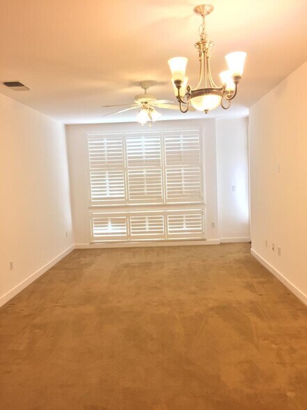 Building Photo - 5501 DeMarcus Blvd #328