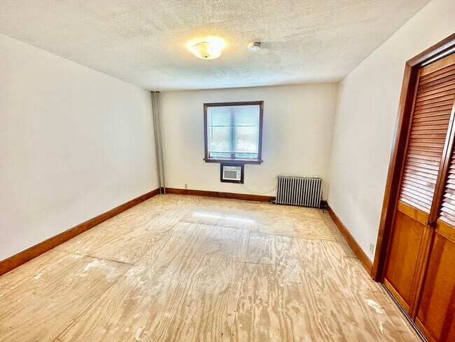 Building Photo - 30 South St