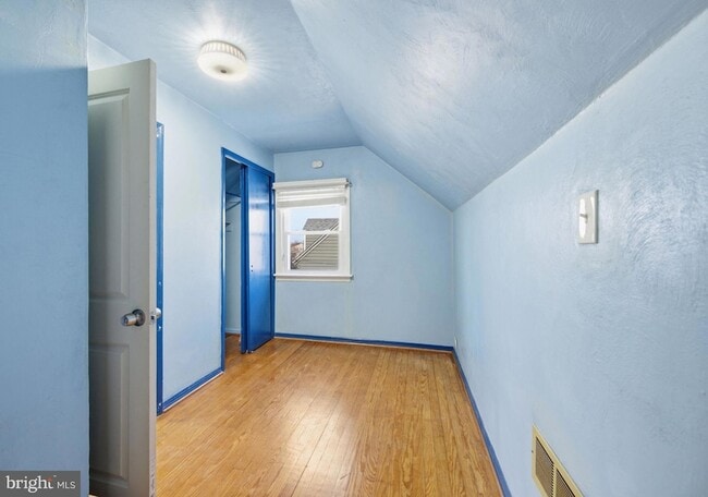 Building Photo - 3413 Yardley Dr