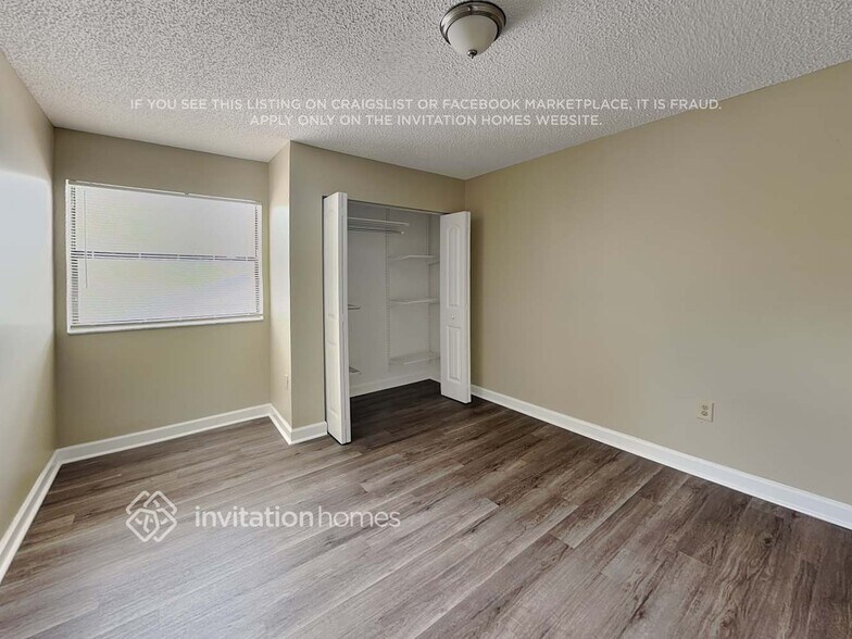 Building Photo - 10420 SW 67th St