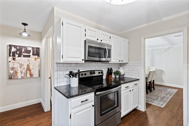 Building Photo - 619 Drexel Dr