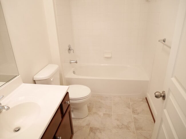 Building Photo - Gorgeous Townhome with 2 Car Garage locate...