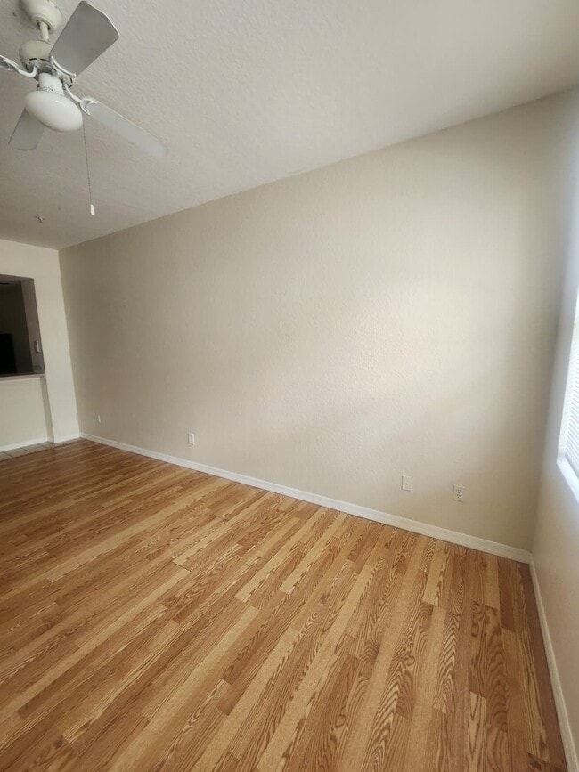 Building Photo - 4002 Venetian Bay Dr