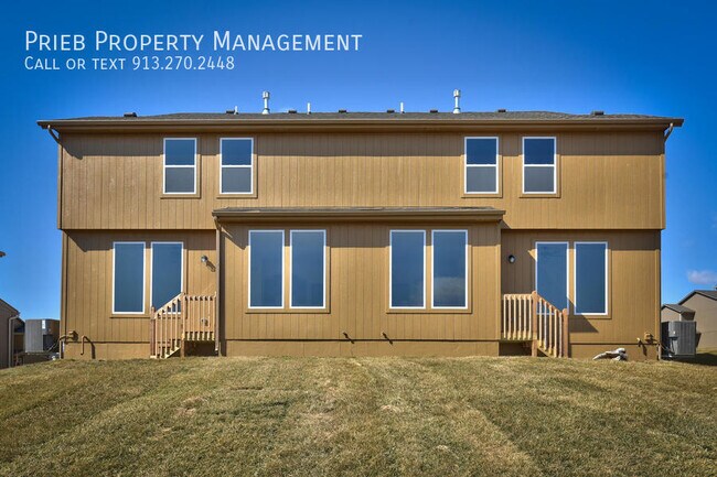 Building Photo - Delaware Ridge Duplex - Available April 14th
