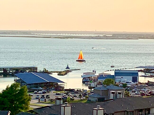 Primary Photo - 305 Henry M Chandler Dr