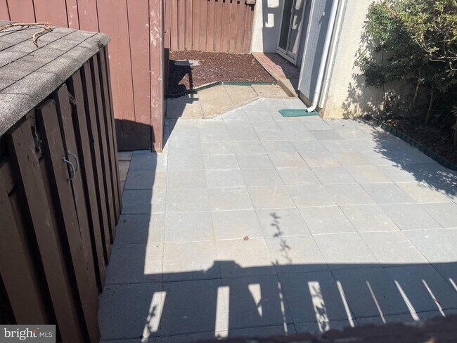 Building Photo - 2232 Southgate Square