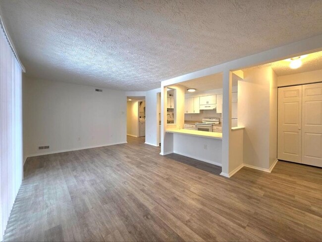 Building Photo - 8380 Brockham Dr