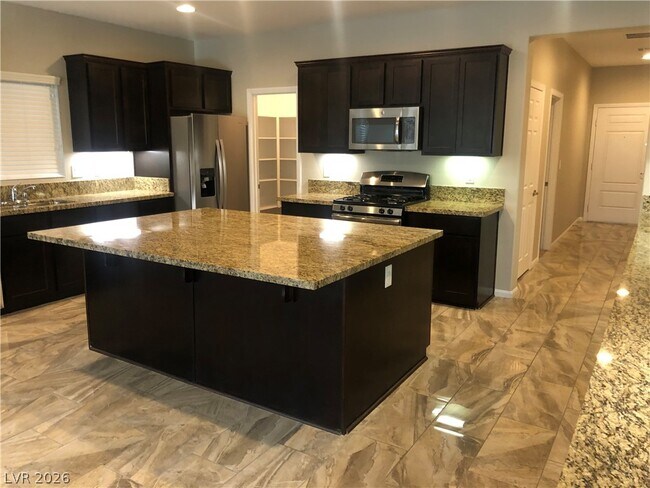 Building Photo - 1513 Blues Ln