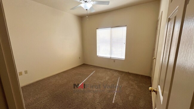 Building Photo - 3 Bedrooms, 2 Baths