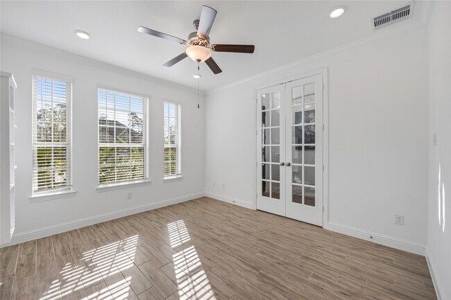 Building Photo - 23563 Red Juniper Ln