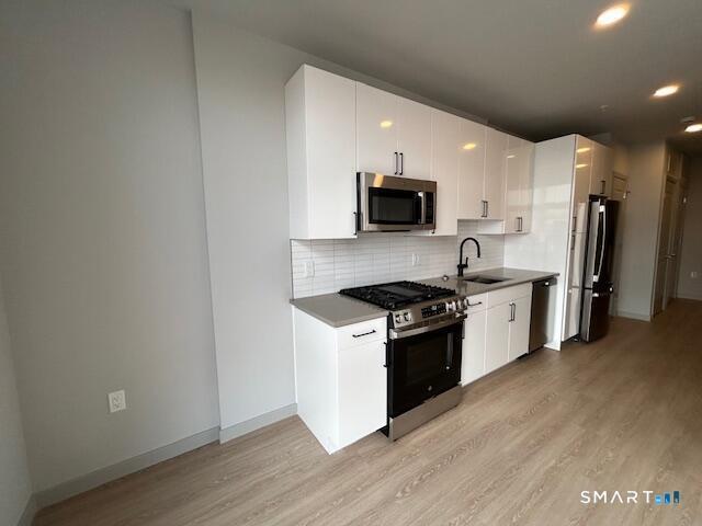 Building Photo - 711 Summer St