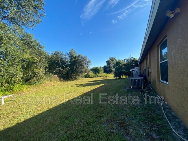 Building Photo - 4622 15th St SW