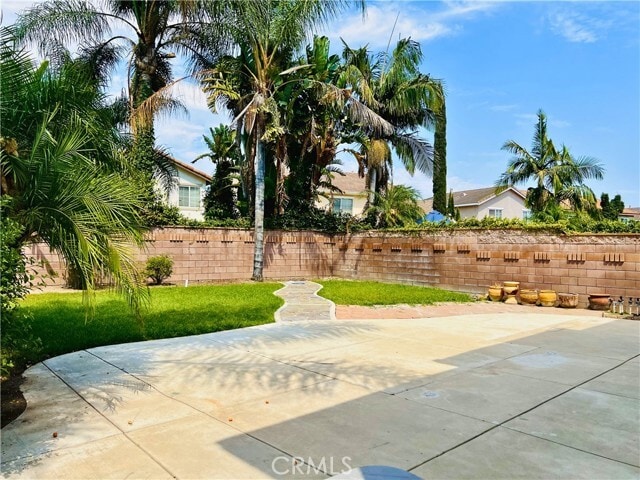 Building Photo - 15611 Outrigger Dr