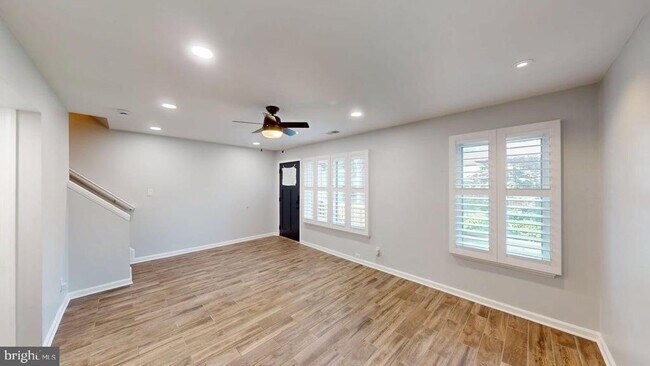 Building Photo - 1689 Westwind Way