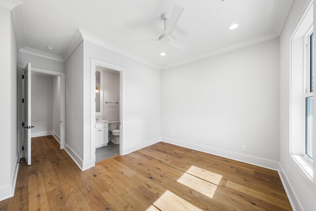 Building Photo - 20 Casa Breeze Ln