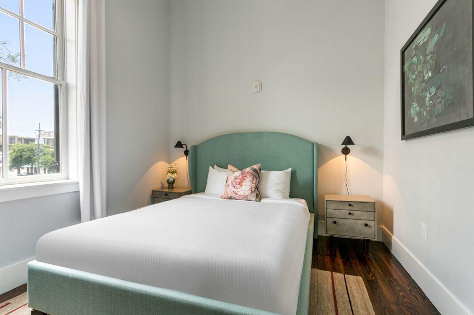 Building Photo - 1430 St Charles Ave