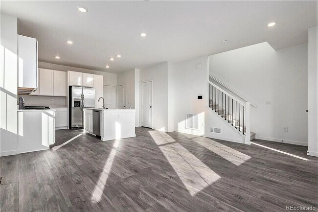 Building Photo - 1536 Sanitas Ln