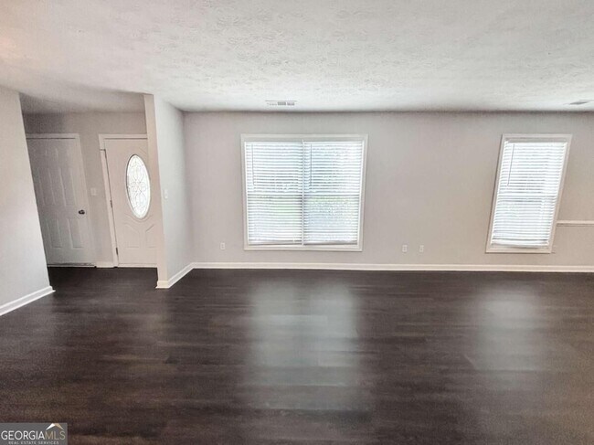 Building Photo - 1552 Blackwell Rd