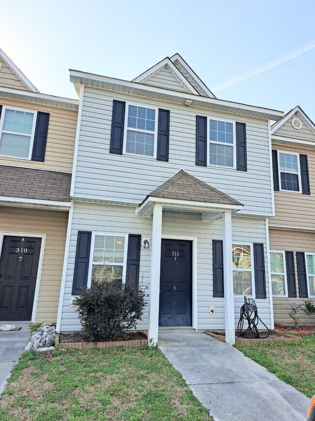 Building Photo - 310 Burley Dr