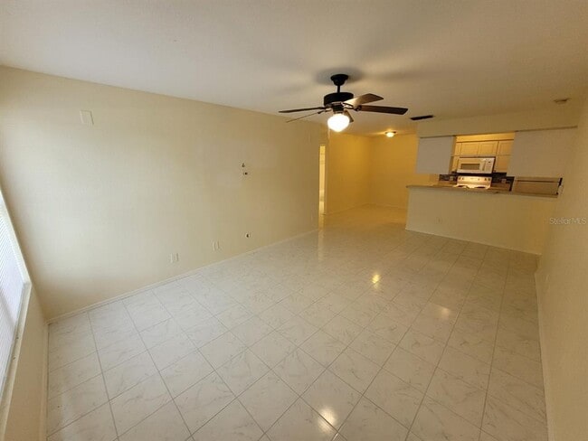 Building Photo - 36321 Stonewood Ln