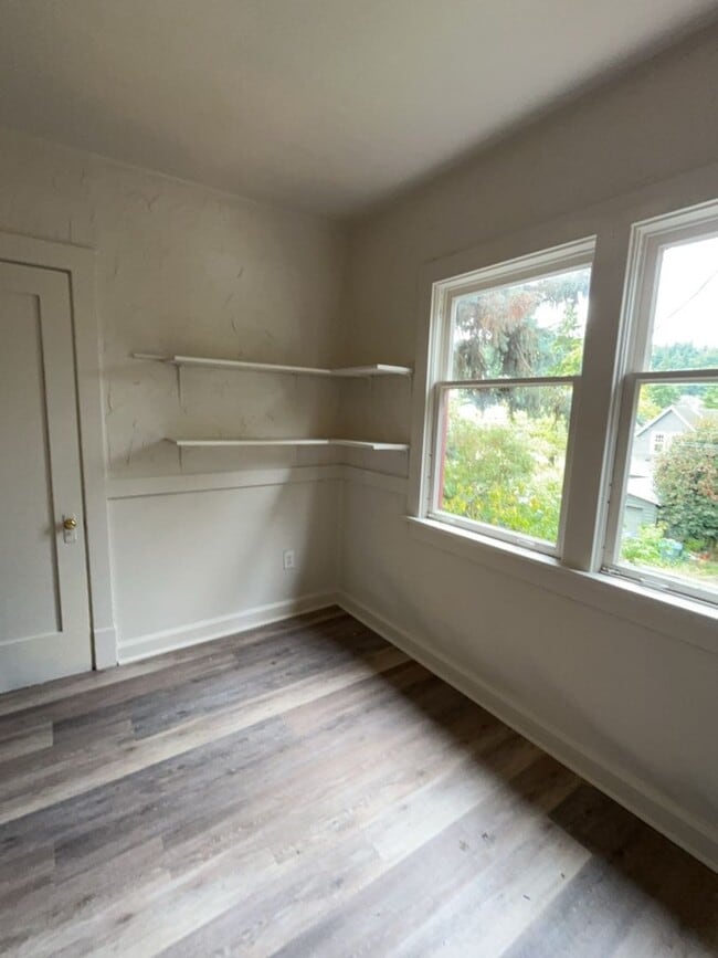 Building Photo - 1141 Franklin St