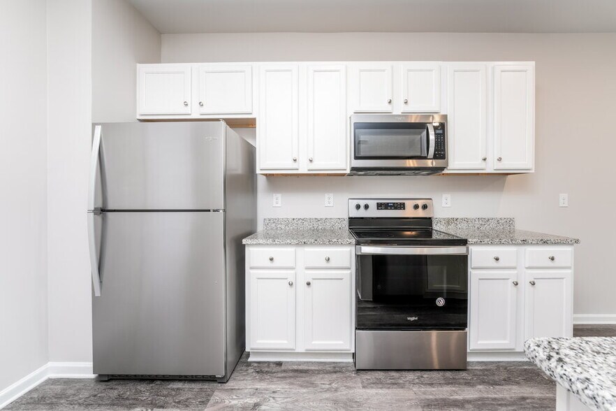 Building Photo - 238 Hamilton Pointe Dr