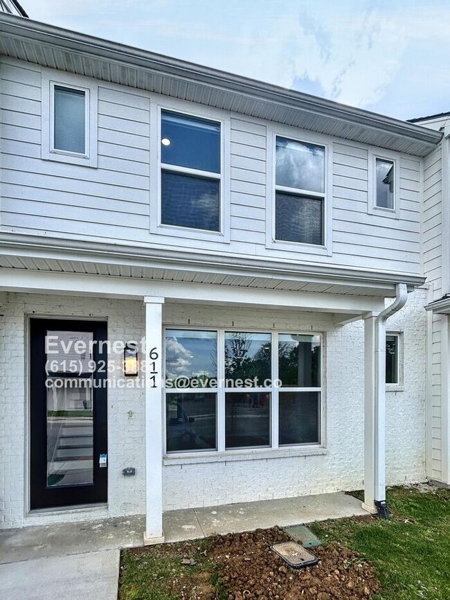 Primary Photo - Lovely 3-Bedroom Townhome in a Convenient ...