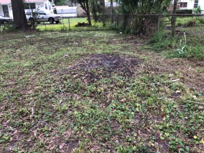 Building Photo - 2 br, 1 bath House - 2310 Pal