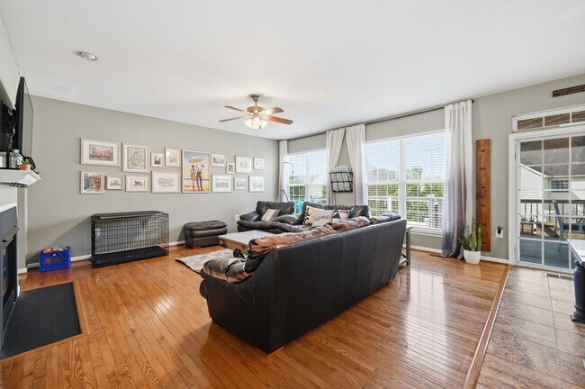 Building Photo - Spacious Home in a Great Leesburg Location
