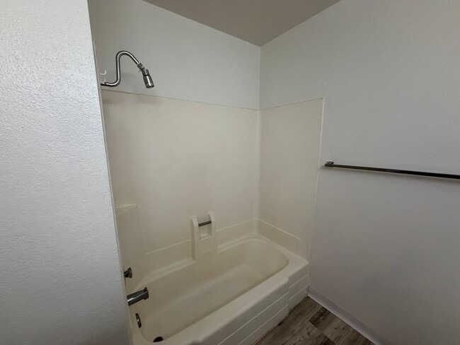 Building Photo - 3075 Berrum Pl