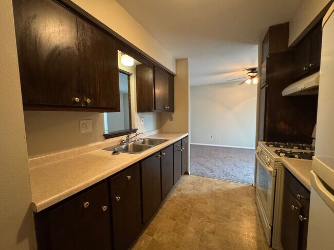 Building Photo - 6451 N 73rd St