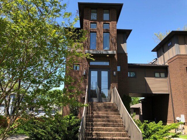 Primary Photo - Luxury Brownstone in the heart of 12 South