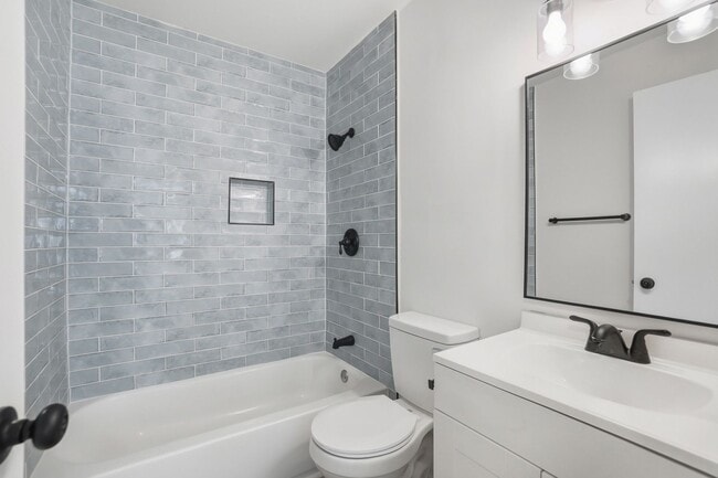 Building Photo - (Coming Soon) Beautifully Renovated 3-Bedroom with Fenced in Yard