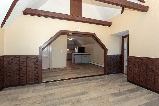 Building Photo - 45 Harvard St