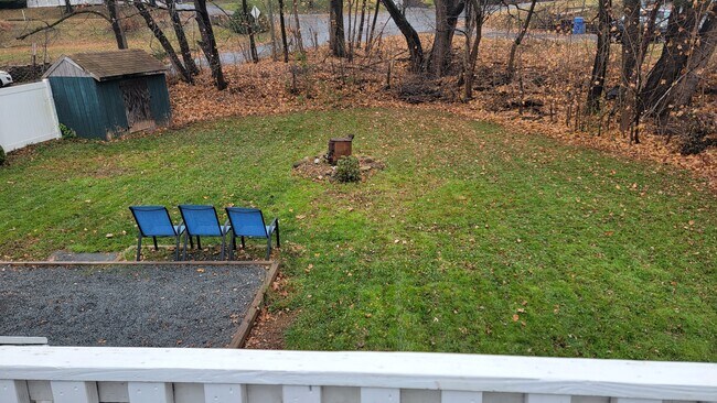 Building Photo - 115 Paul Manafort Dr